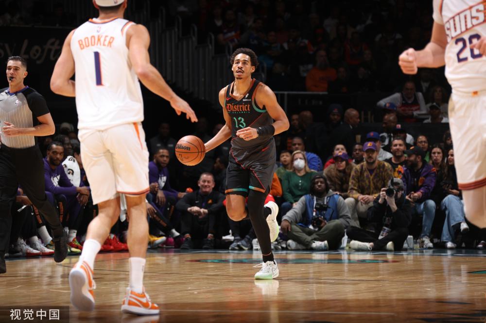 中国队通过 中国队通过